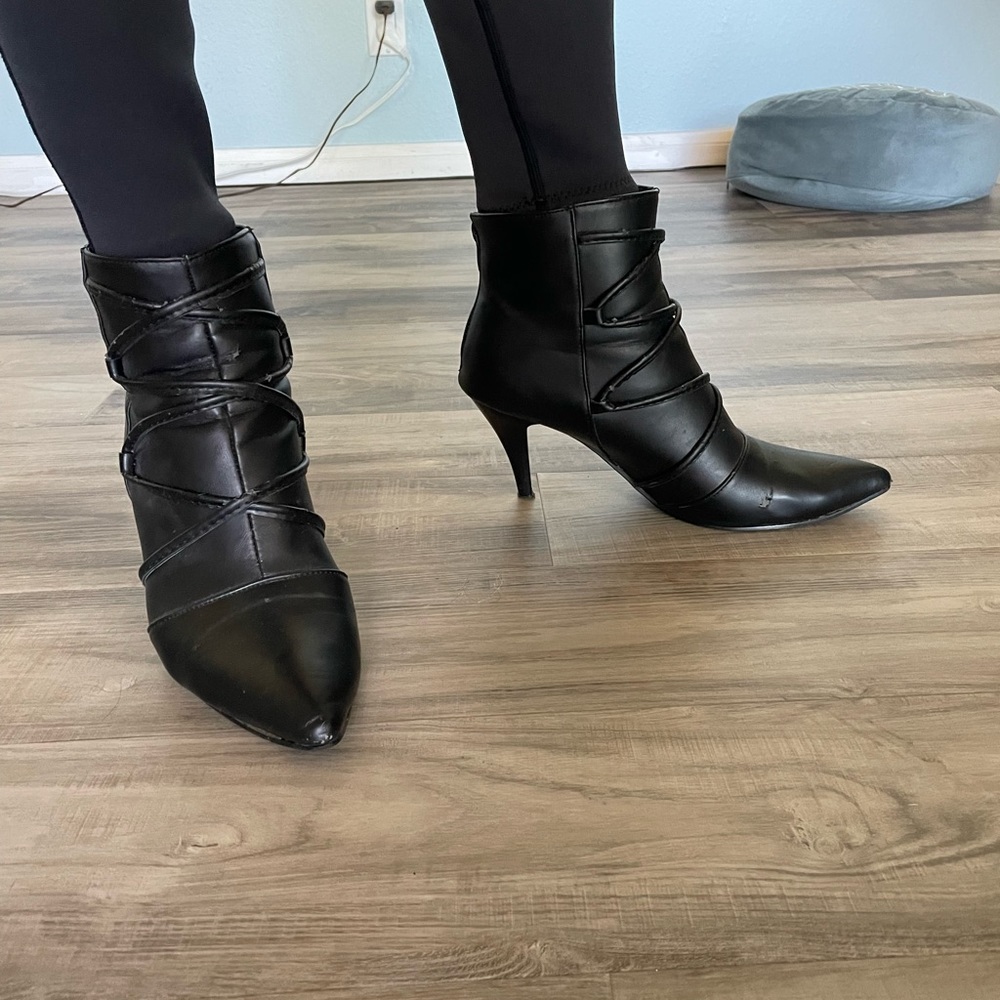 Stiletto Black Leather Heels Women’s Size 11.5/ Men’s 10
